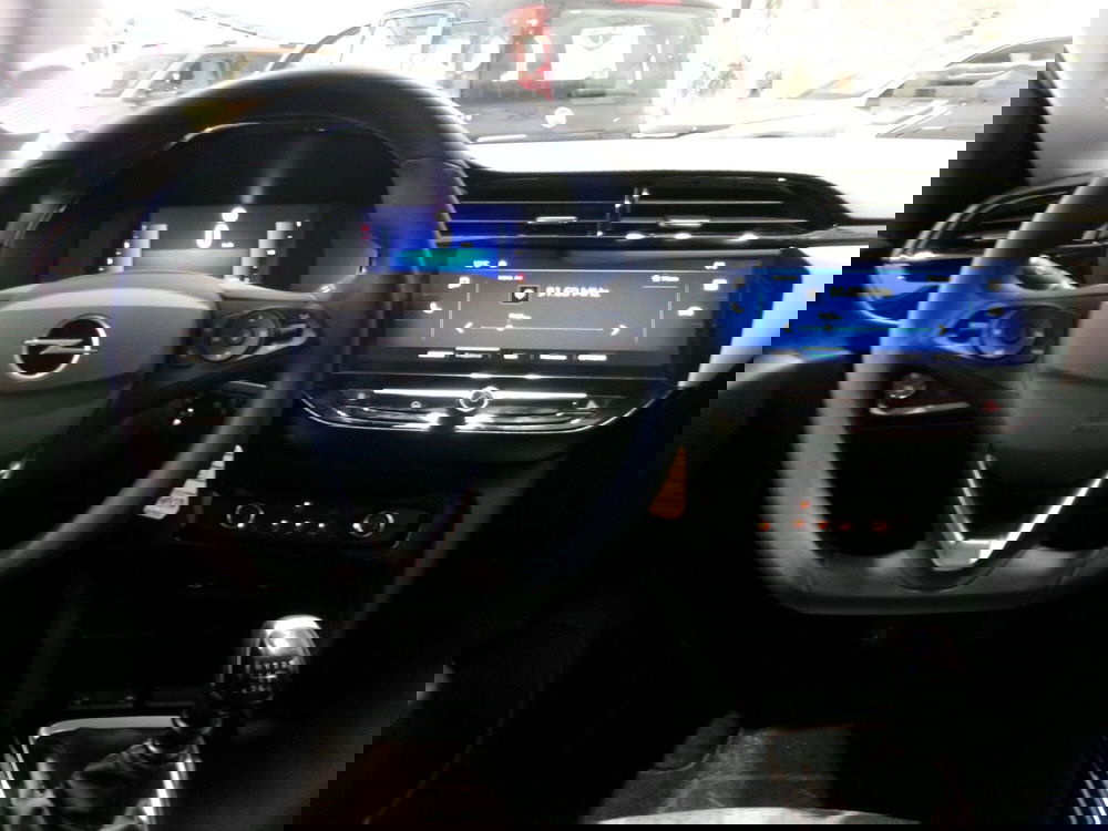 Opel Corsa nuova a Venezia (12)