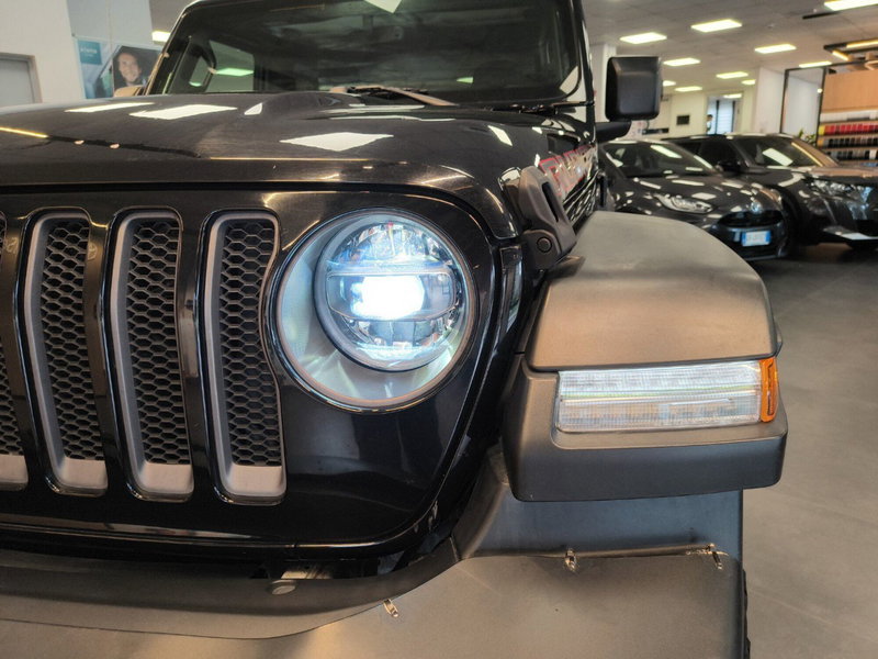 Jeep Wrangler usata a Catanzaro (9)