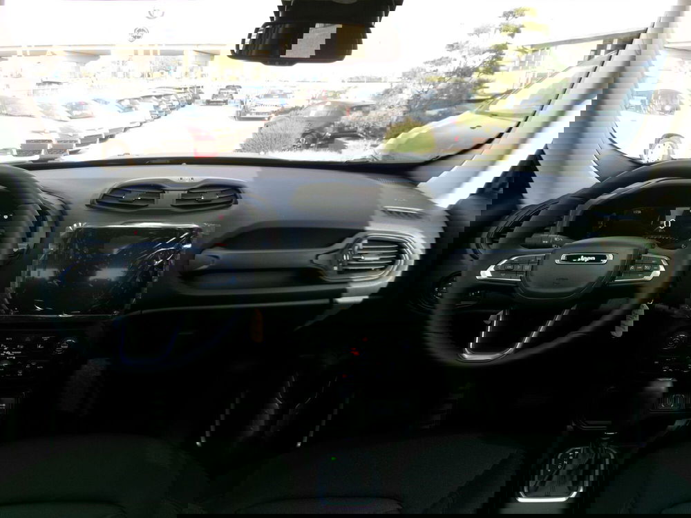 Jeep Renegade nuova a Venezia (9)