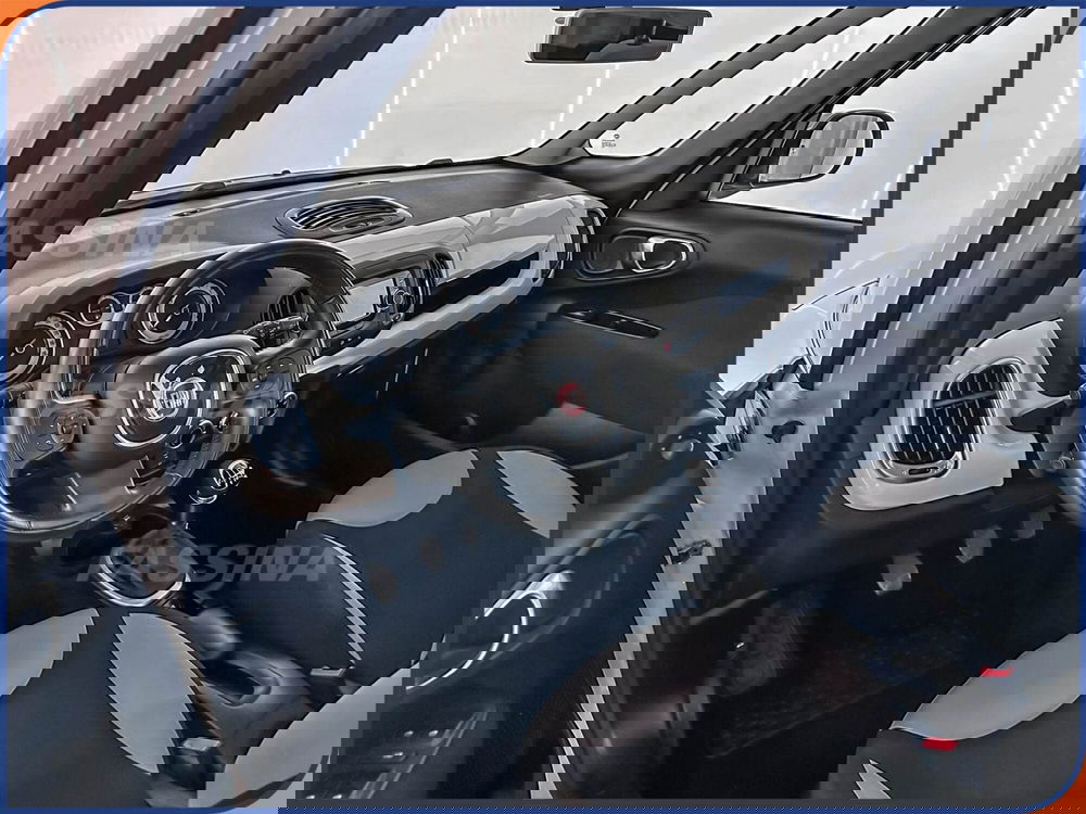 Fiat 500L usata a Milano (9)