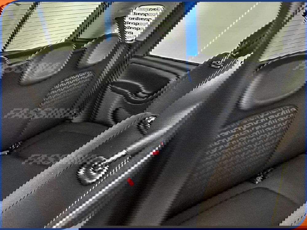 Fiat Panda Cross nuova a Milano (12)