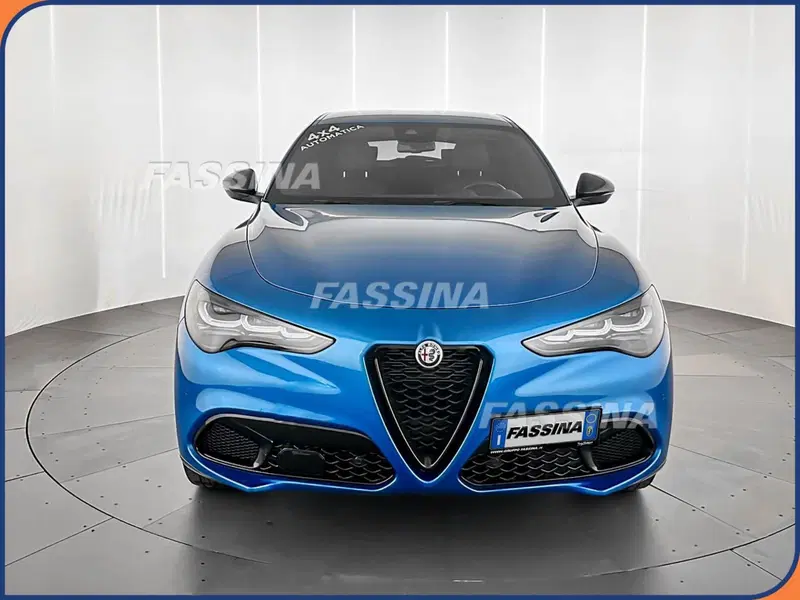 Alfa Romeo Stelvio usata a Milano (2)