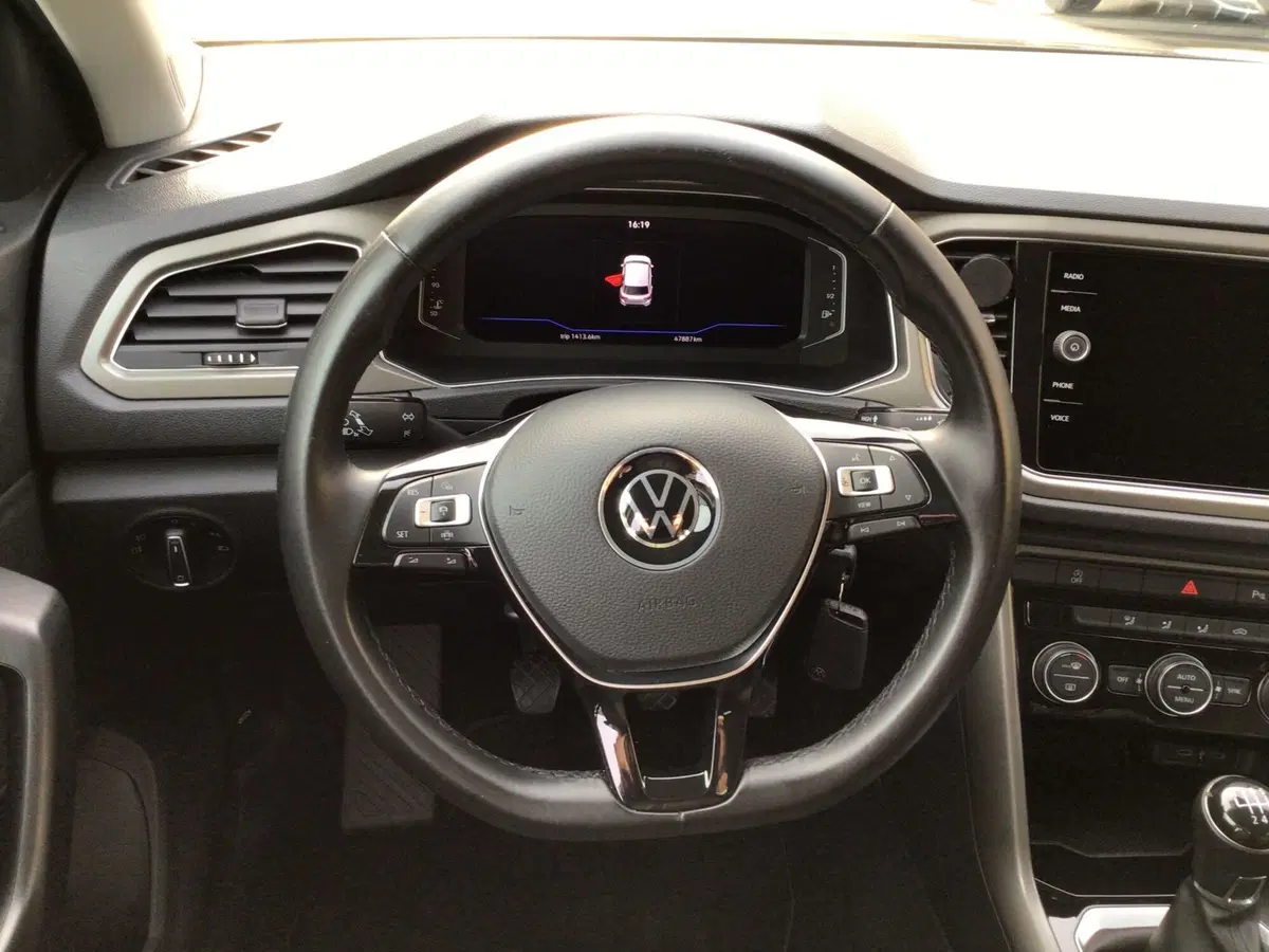 Volkswagen T-Roc usata a Genova (11)