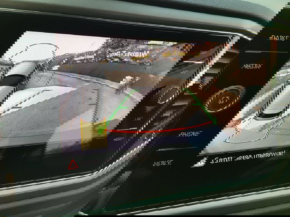 Volkswagen T-Roc usata a Genova (15)