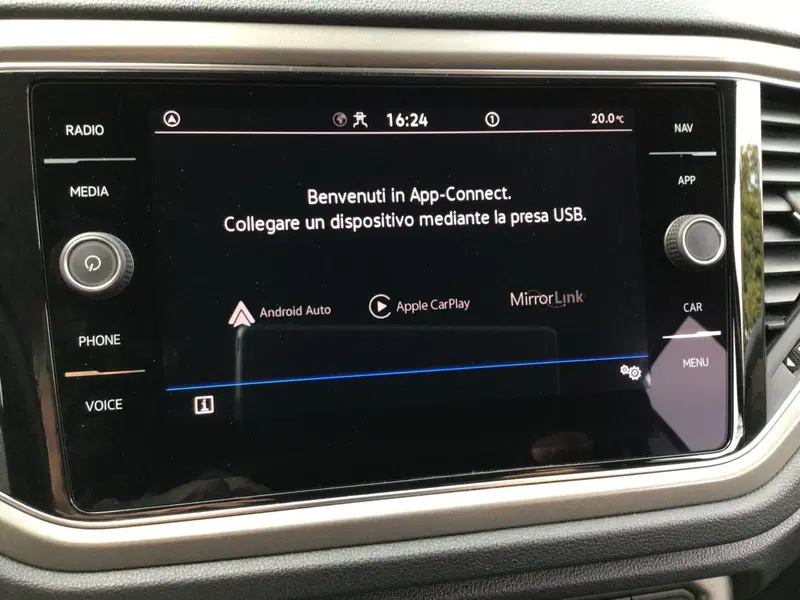 Volkswagen T-Roc usata a Genova (18)