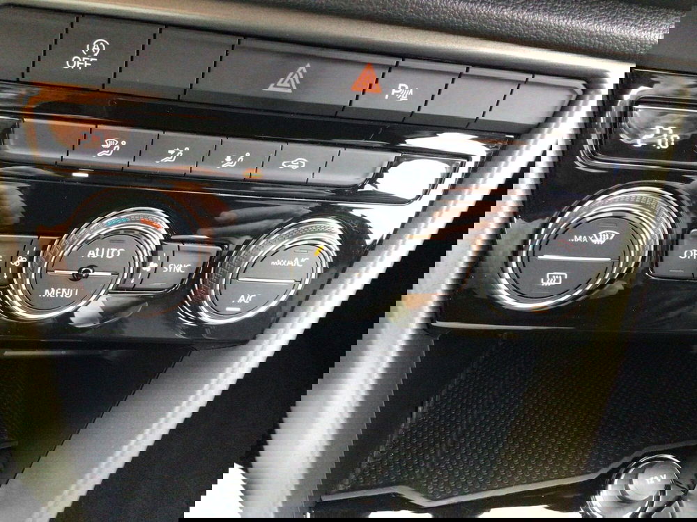 Volkswagen T-Roc usata a Genova (20)