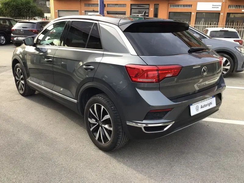 Volkswagen T-Roc usata a Genova (7)