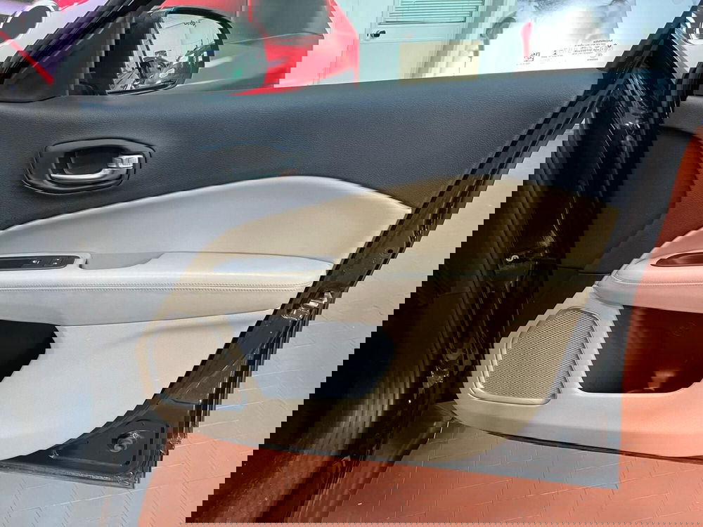 Jeep Compass usata a Lucca (10)