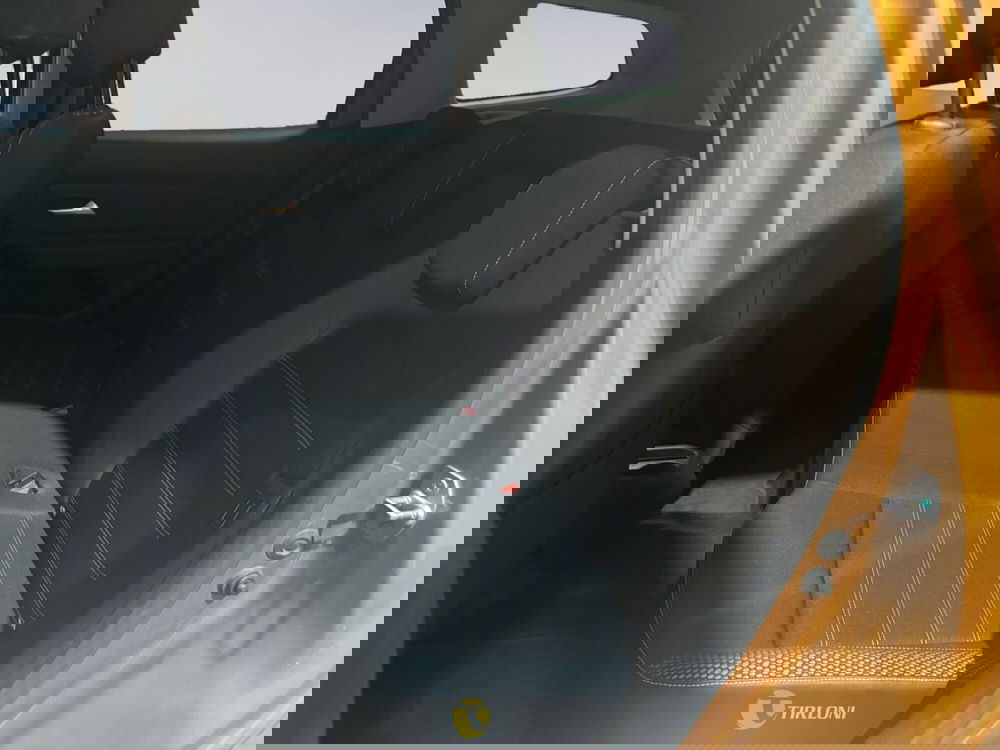 Dacia Duster usata a Milano (13)