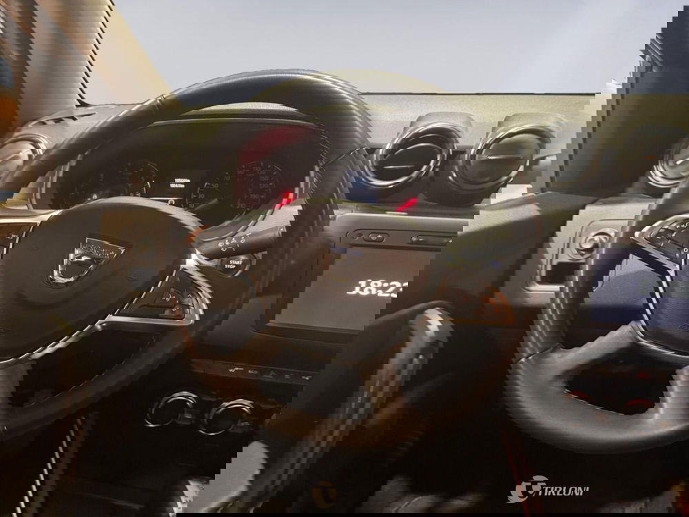 Dacia Duster usata a Milano (16)