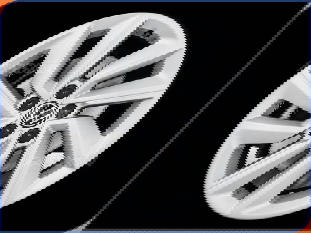 Volkswagen T-Cross usata a Milano (7)