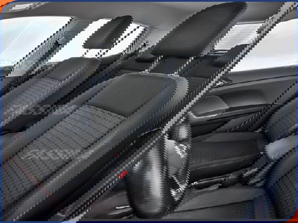 Volkswagen T-Cross usata a Milano (8)