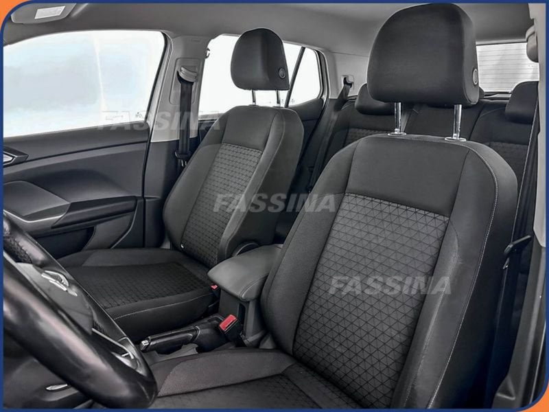 Volkswagen T-Cross usata a Milano (8)