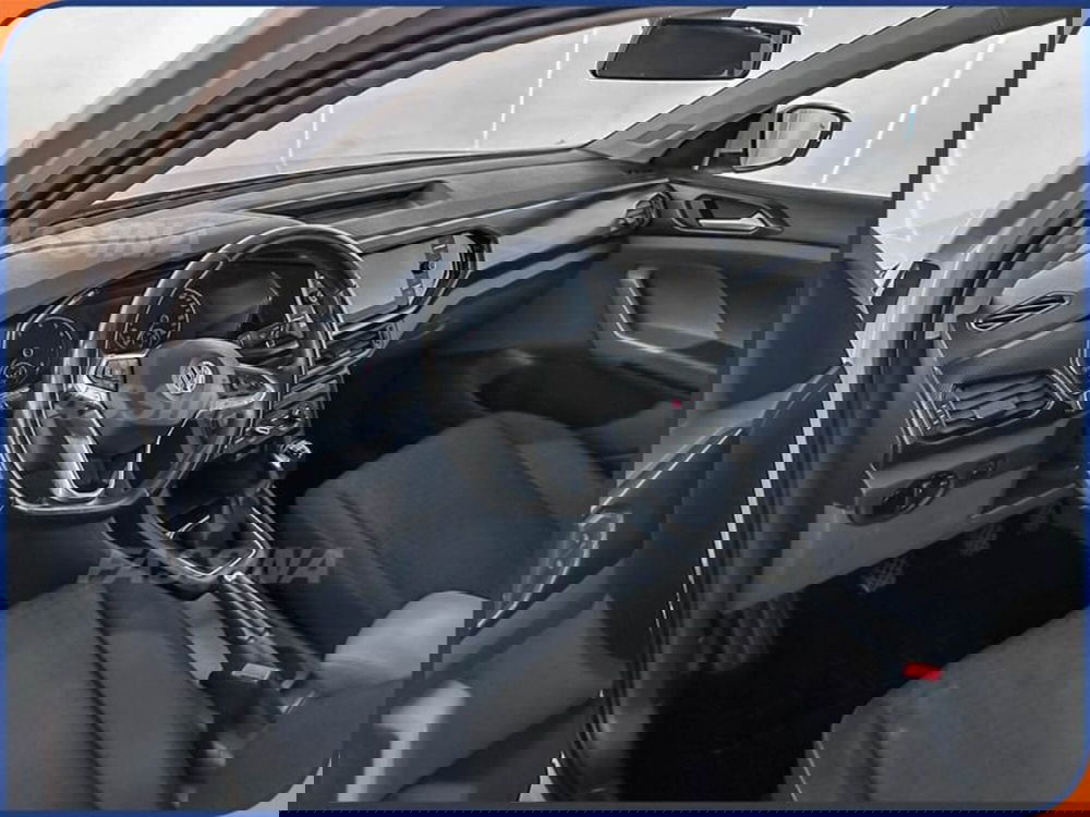 Volkswagen T-Cross usata a Milano (9)