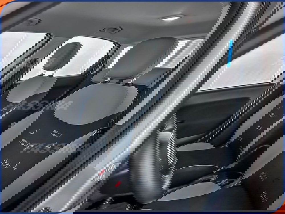 Fiat 500L usata a Milano (8)