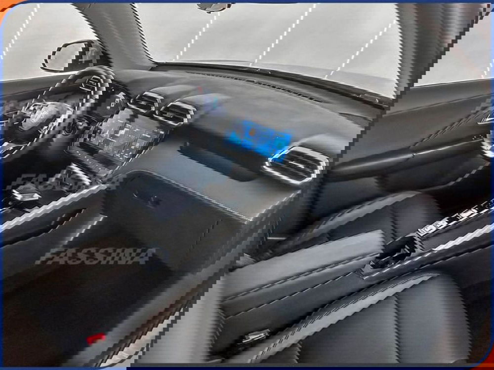 Mg ZS EV usata a Milano (12)