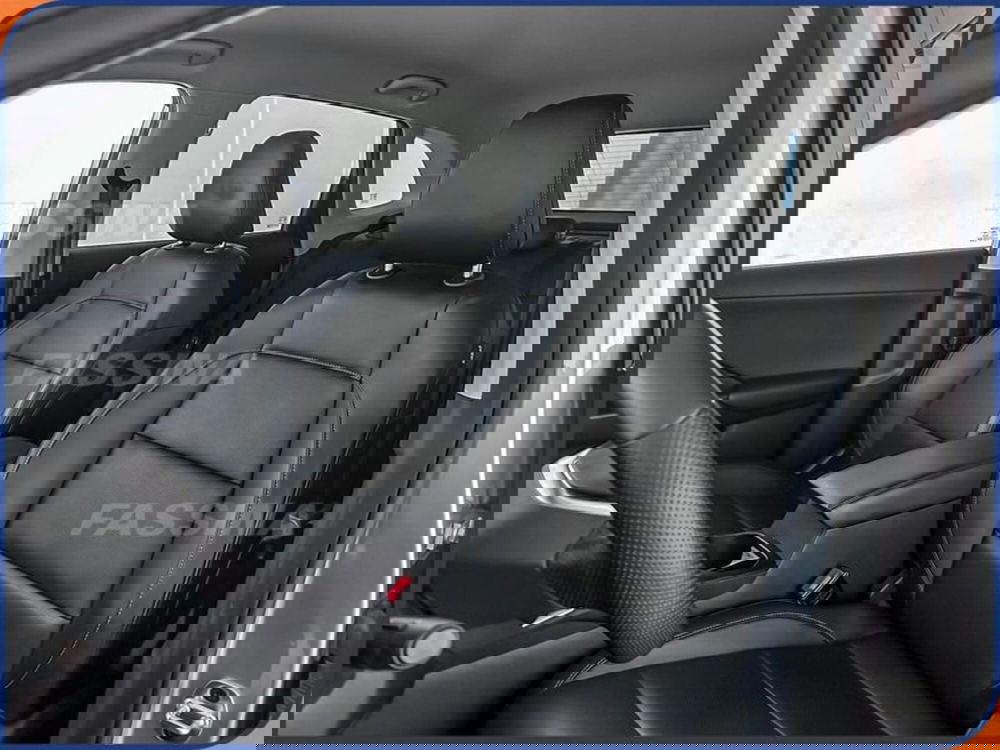 Mg ZS EV usata a Milano (8)