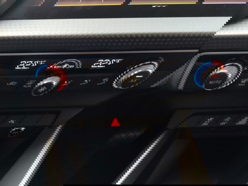 Audi A1 Sportback usata a Bari (8)