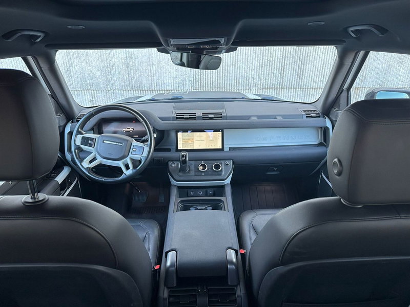 Land Rover Defender usata a Salerno (3)