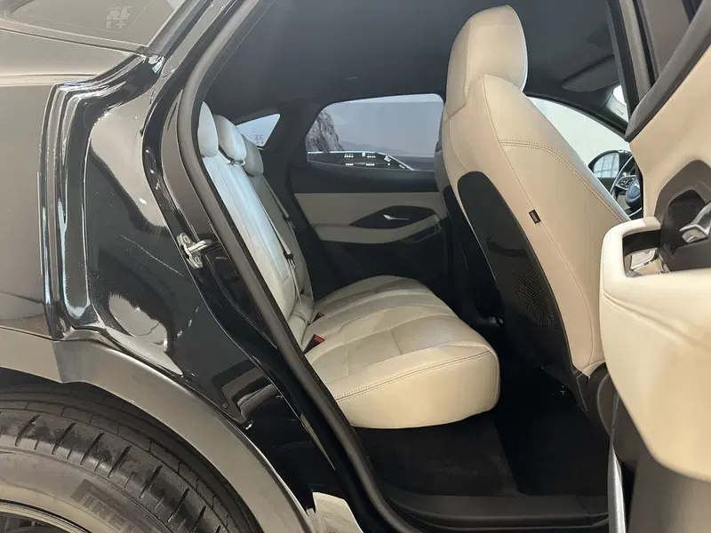 Jaguar E-Pace usata a Forlì-Cesena (5)