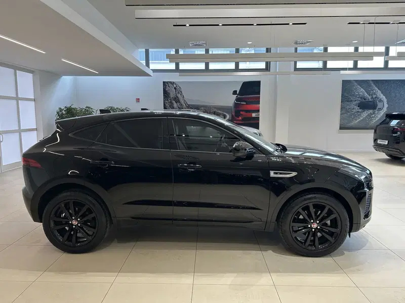 Jaguar E-Pace usata a Forlì-Cesena (6)