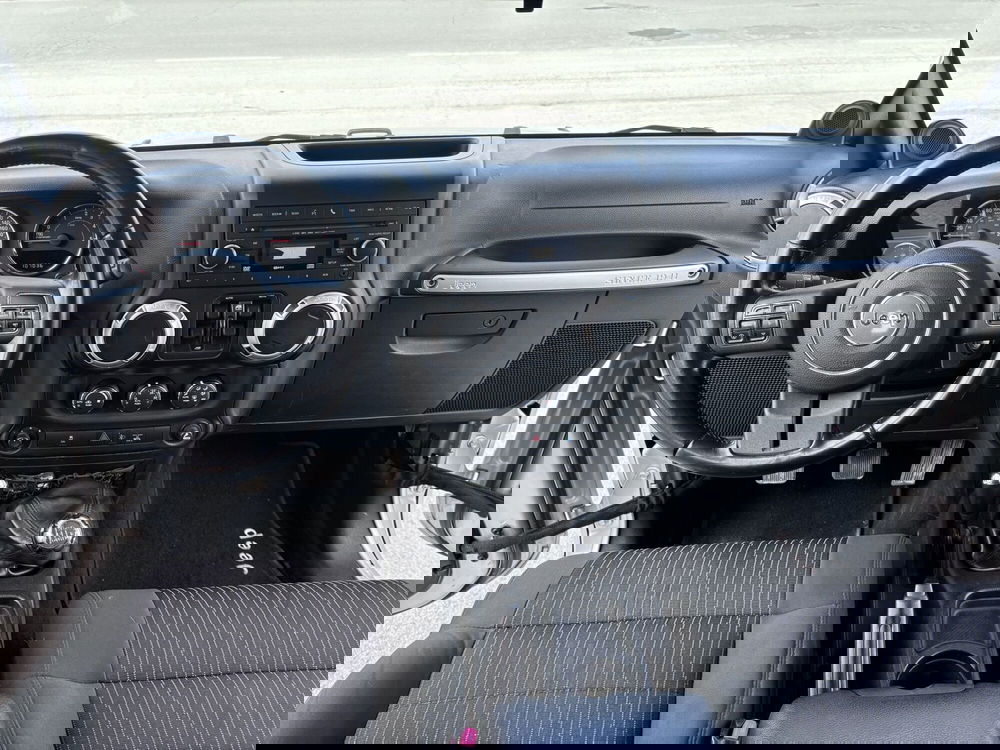 Jeep Wrangler Unlimited usata a Ancona (18)