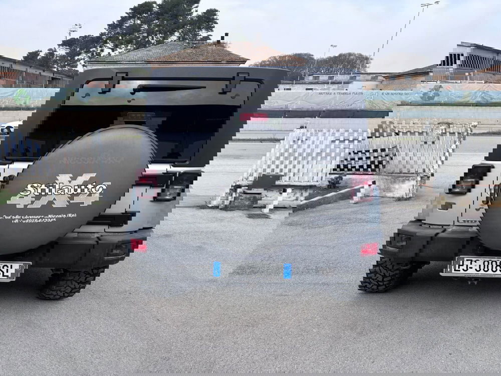 Jeep Wrangler Unlimited usata a Ancona (6)