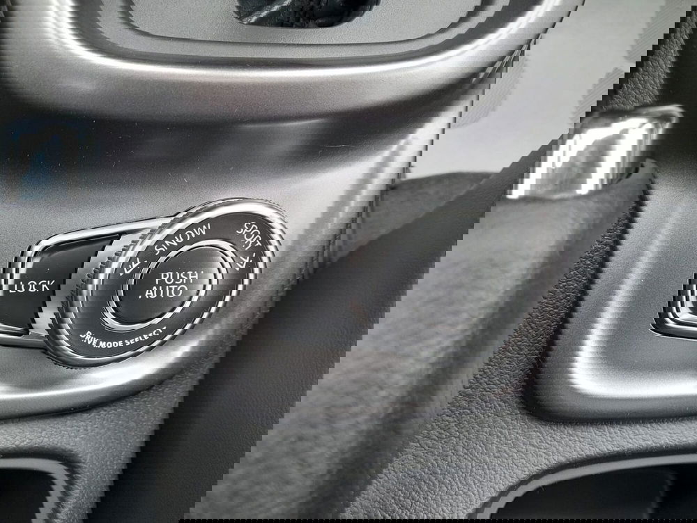 Suzuki Vitara nuova a L'Aquila (15)