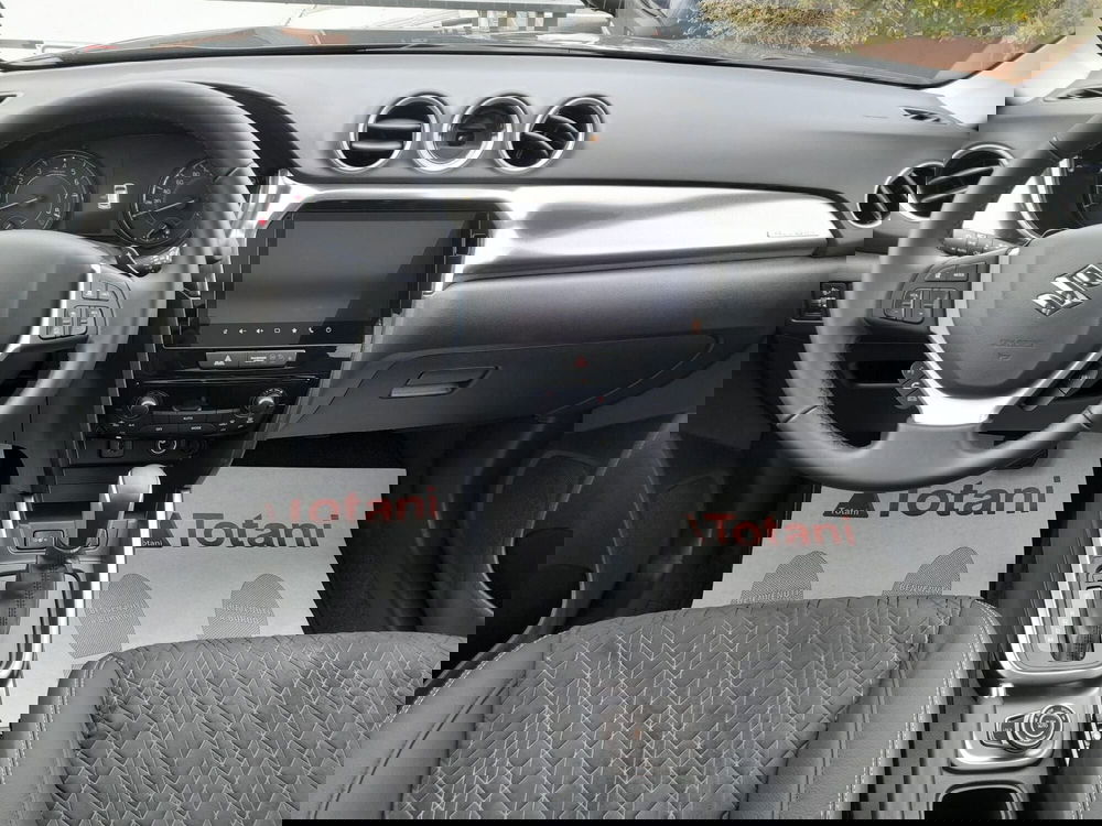 Suzuki Vitara nuova a L'Aquila (5)
