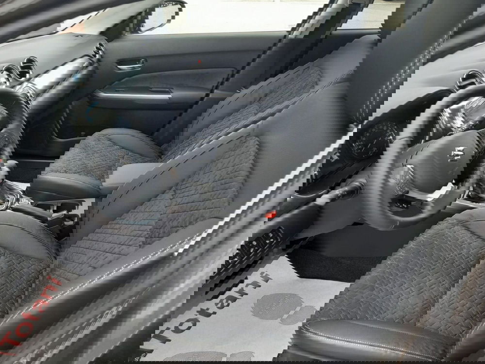 Suzuki Vitara nuova a L'Aquila (6)