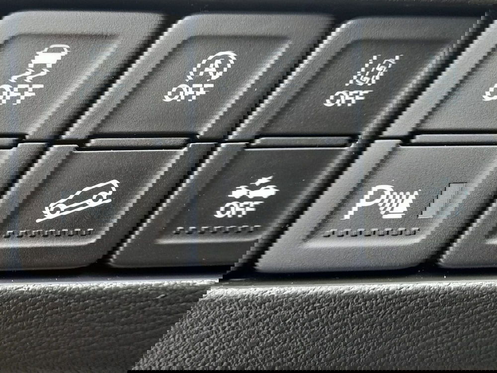 Suzuki Vitara nuova a L'Aquila (8)