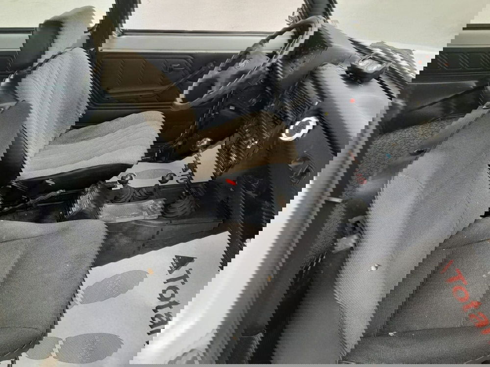 Lada Niva usata a L'Aquila (11)