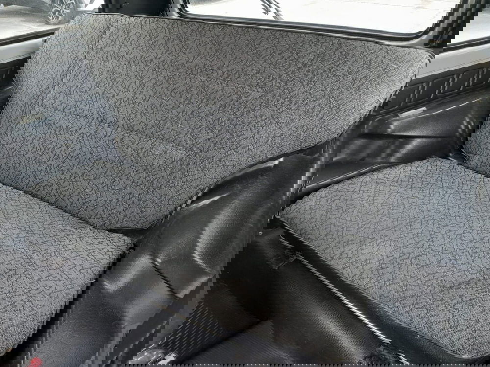 Lada Niva usata a L'Aquila (15)