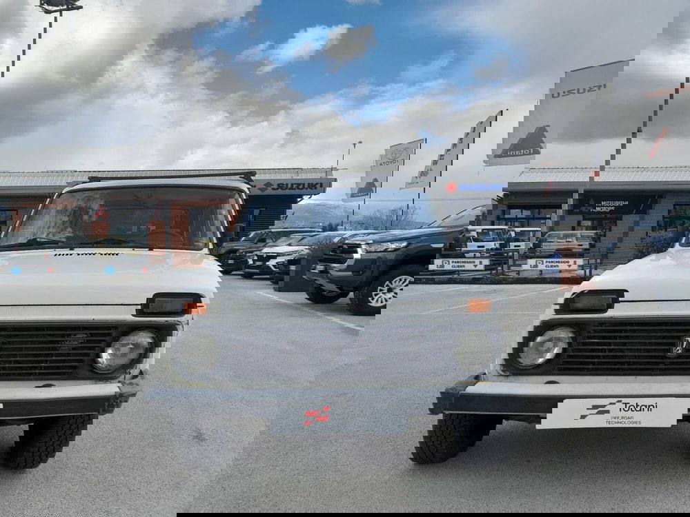 Lada Niva usata a L'Aquila (19)