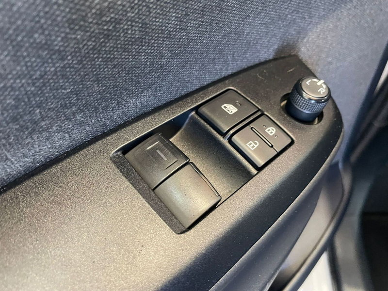 Toyota Yaris usata a Reggio Calabria (14)