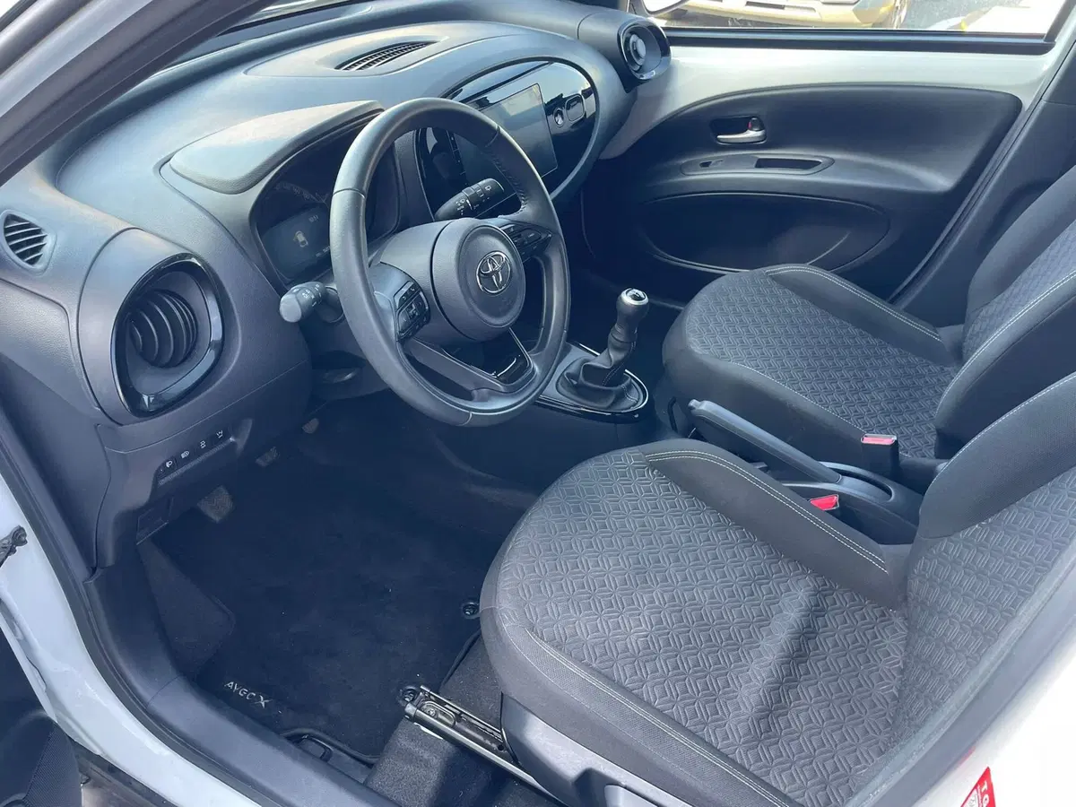 Toyota Aygo X usata a Reggio Calabria (8)