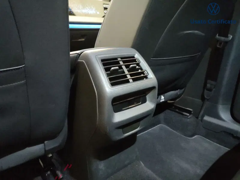 Volkswagen Tiguan usata a Varese (12)