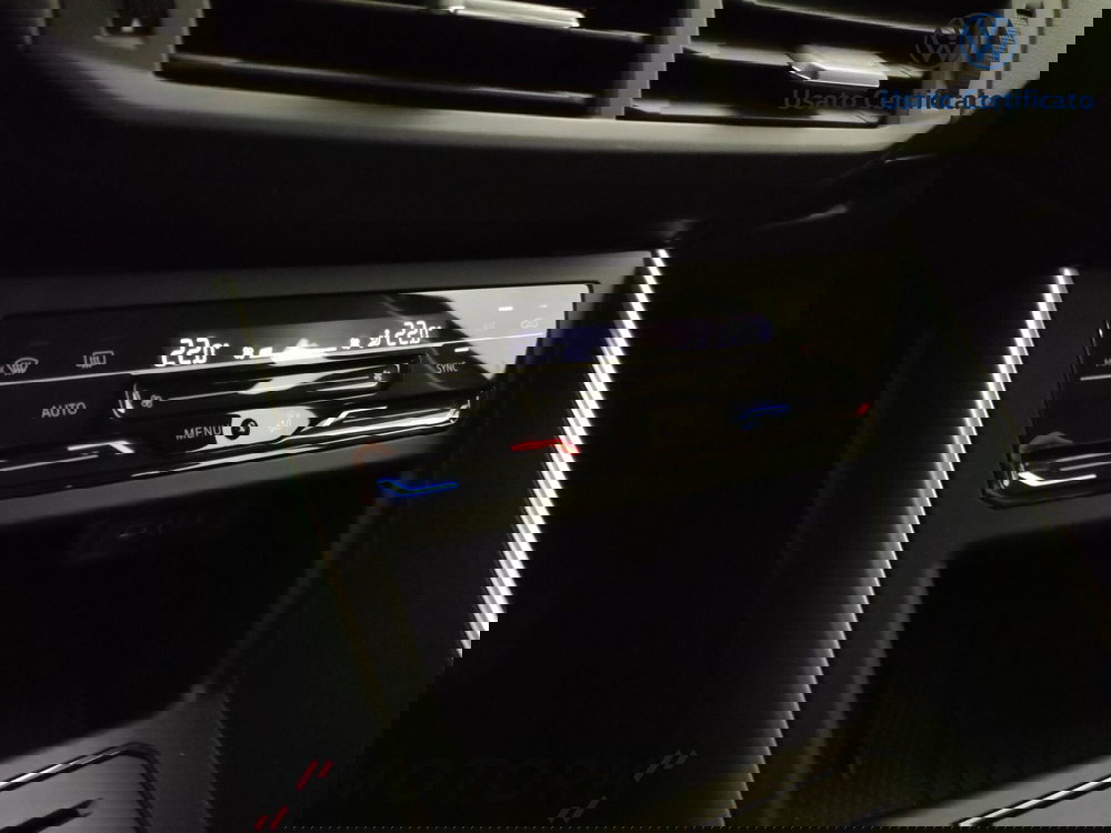 Volkswagen Taigo usata a Varese (14)