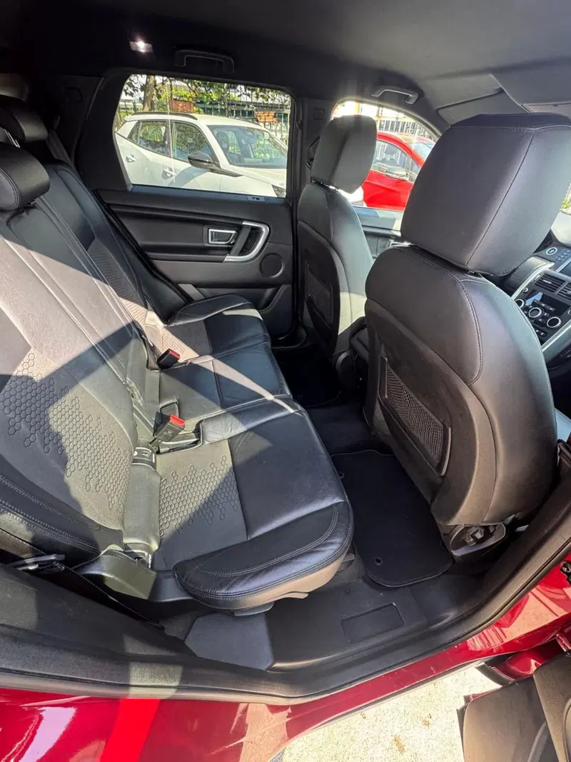 Land Rover Discovery Sport usata a Caserta (5)