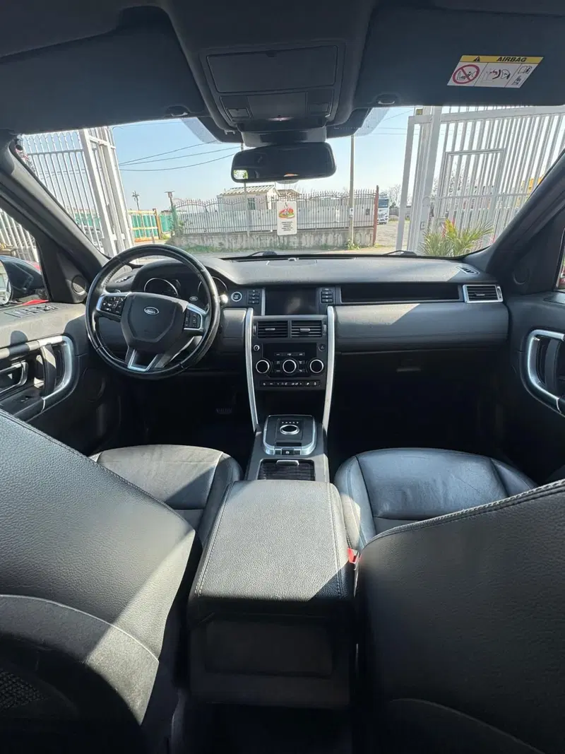 Land Rover Discovery Sport usata a Caserta (6)