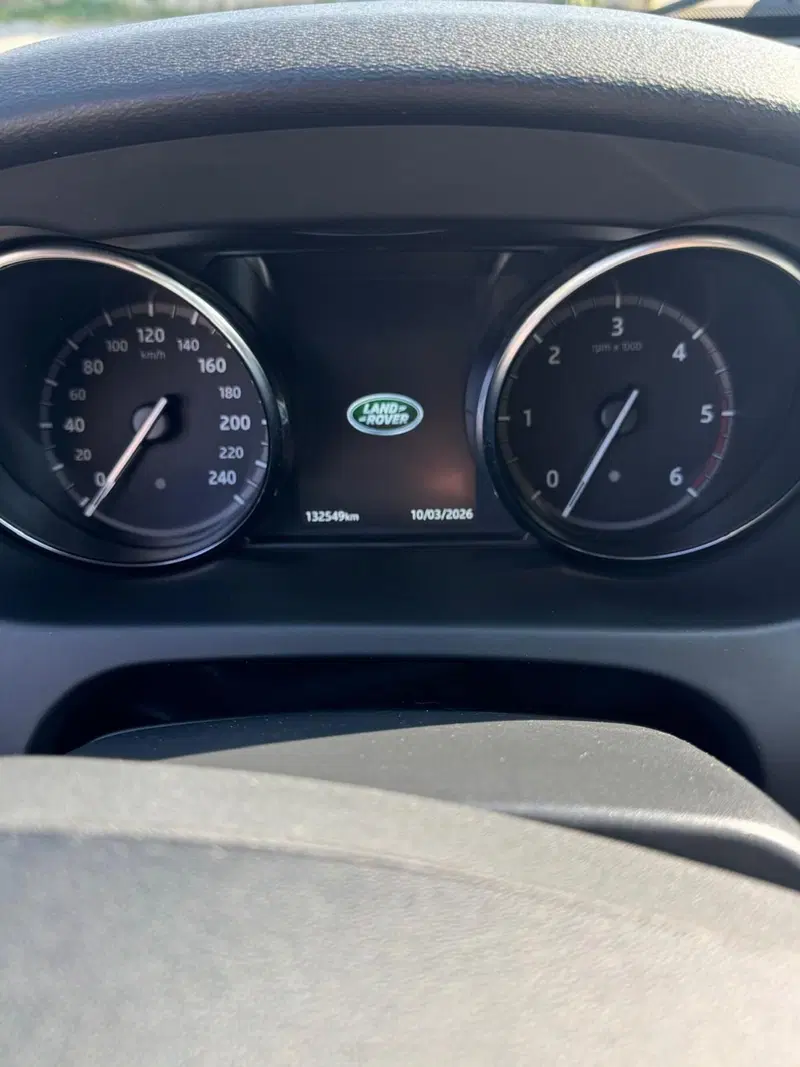 Land Rover Discovery Sport usata a Caserta (8)