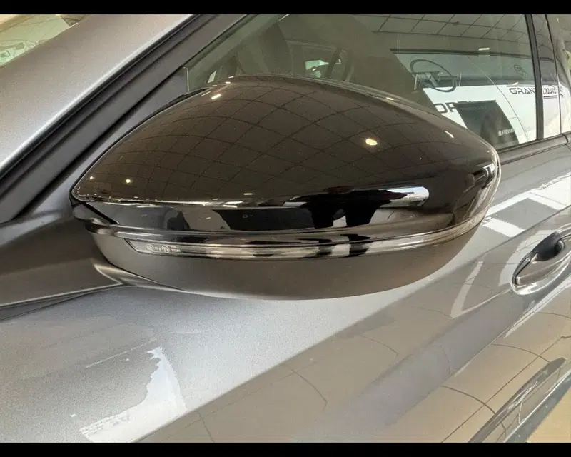 Peugeot 208 nuova a Alessandria (10)