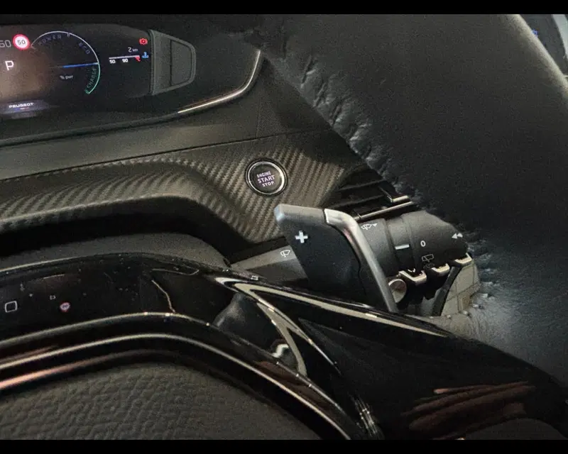 Peugeot 208 nuova a Alessandria (17)