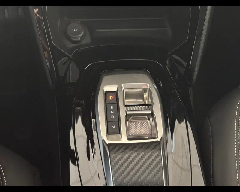 Peugeot 208 nuova a Alessandria (18)