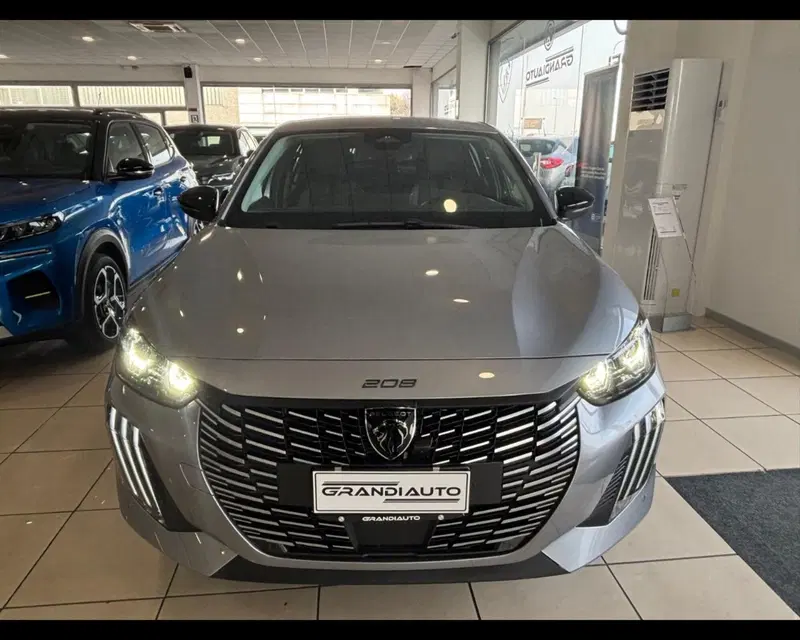Peugeot 208 nuova a Alessandria (2)