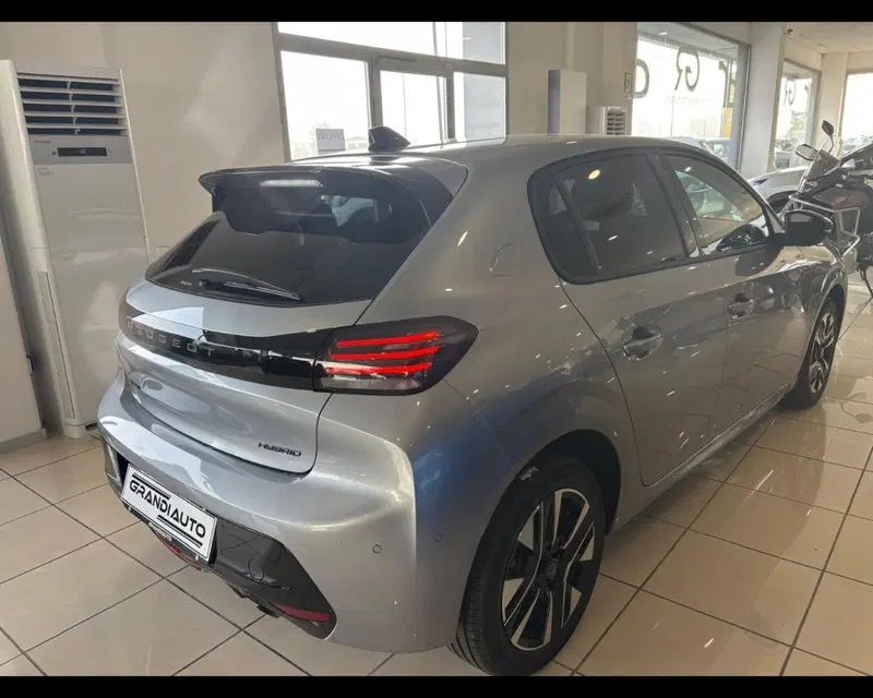 Peugeot 208 nuova a Alessandria (7)