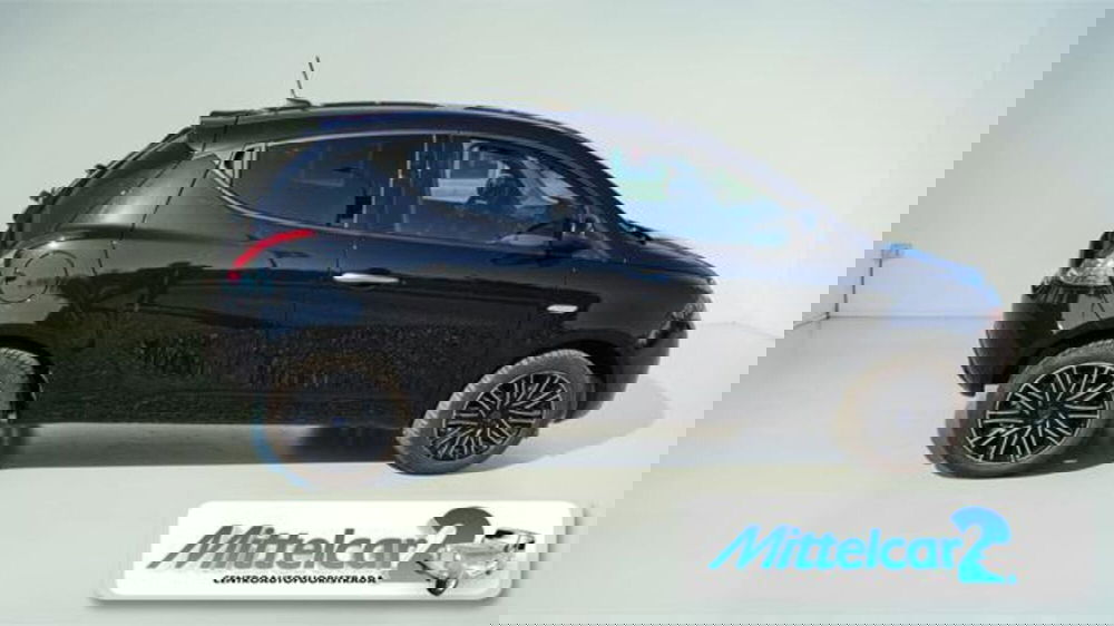 Lancia Ypsilon usata a Udine (6)