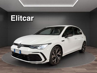 Volkswagen Golf Variant 1.5 eTSI 150 CV EVO ACT DSG R-Line del 2023 usata a Magenta