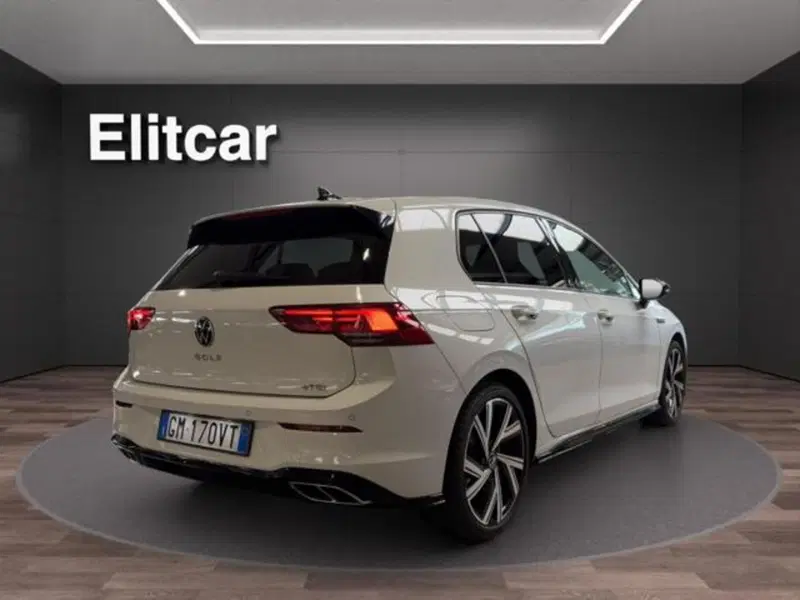 Volkswagen Golf Variant usata a Milano (4)