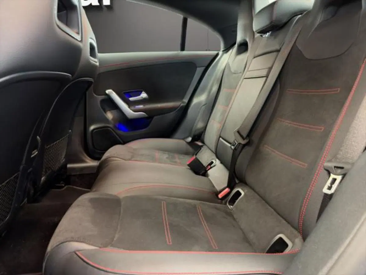 Mercedes-Benz CLA usata a Milano (13)